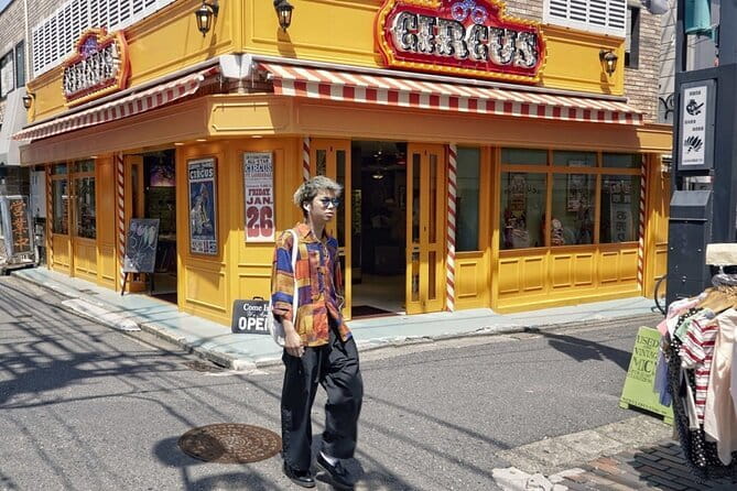 Tokyo : Vintage, Music & Food Tour in Shimokitazawa with a Local - The Vintage Shop Walk: How the Browsing Works