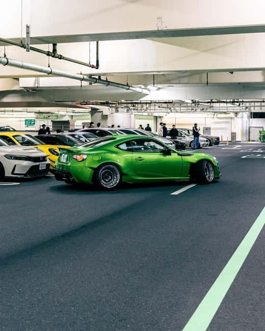 Tokyo: Visit Every Car Meet in Tokyo in a Widebody R35 GTR! - Guide style: car-scene context makes the difference