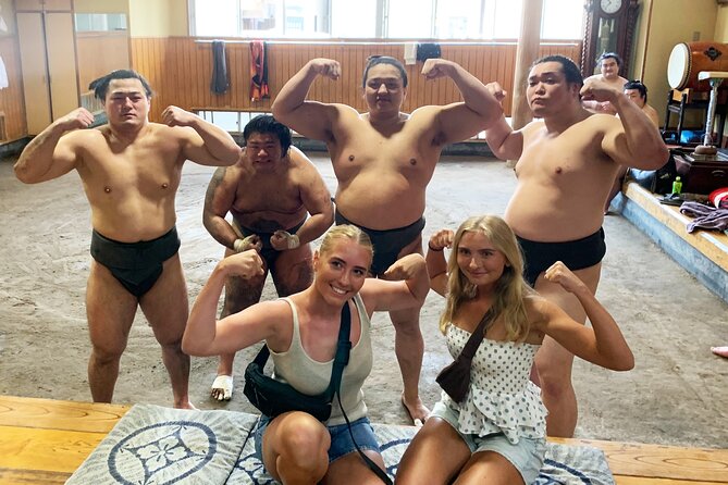 Tokyo: Visit Sumo Morning Practice with English Guide - The commemorative photo: how to make it smooth