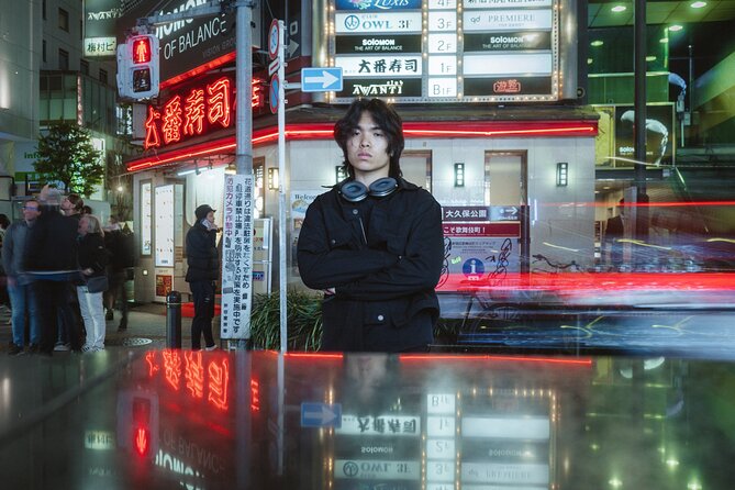 Tour with Pro Tokyo Photographer and take Edgy Unique Portraits - Kabukicho: Neon Nightlife Energy (Respectfully)