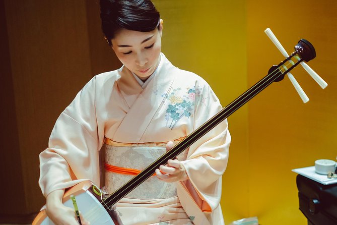 Traditional Japanese Music ZAKURO SHOW in Tokyo - Price and What You’re Actually Buying for $39.64