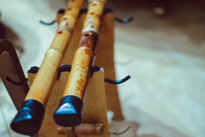 Traditional Japanese Music ZAKURO SHOW in Tokyo - How the Explanations Work Between Songs