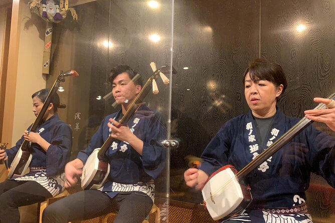 Tsugaru shamisen performance over traditional dinner - The walk to dinner and what “small restaurant” really means