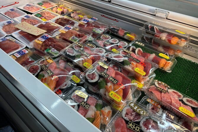 Tsukiji Fish Market Private Food Tour in Tokyo - Price and what $82.04 buys you in Tsukiji