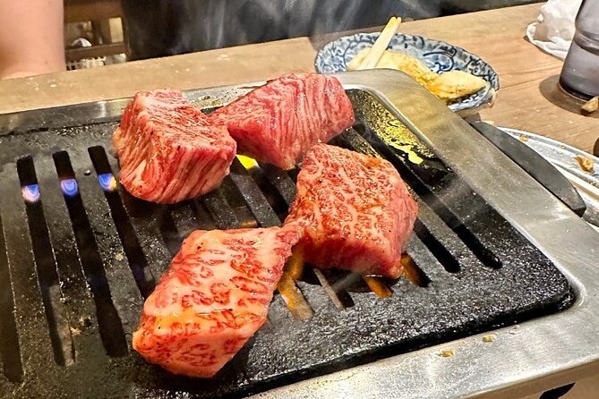 Wagyu and Sushi : Tokyo Gastronomic Journey - Godzilla Head, Hanazono Shrine, and the Golden Gai slowdown
