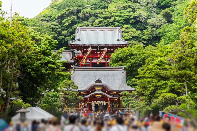 Yokohama and Kamakura Private Day Trip from Tokyo - Sankeien Gardens: a calm 2-hour reset with relocated buildings