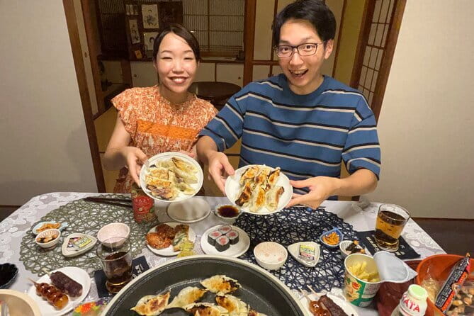 Yokohama: Manga/Anime Art & Cooking Experience in a Tatami Room - A small group that feels like a lesson, not a show